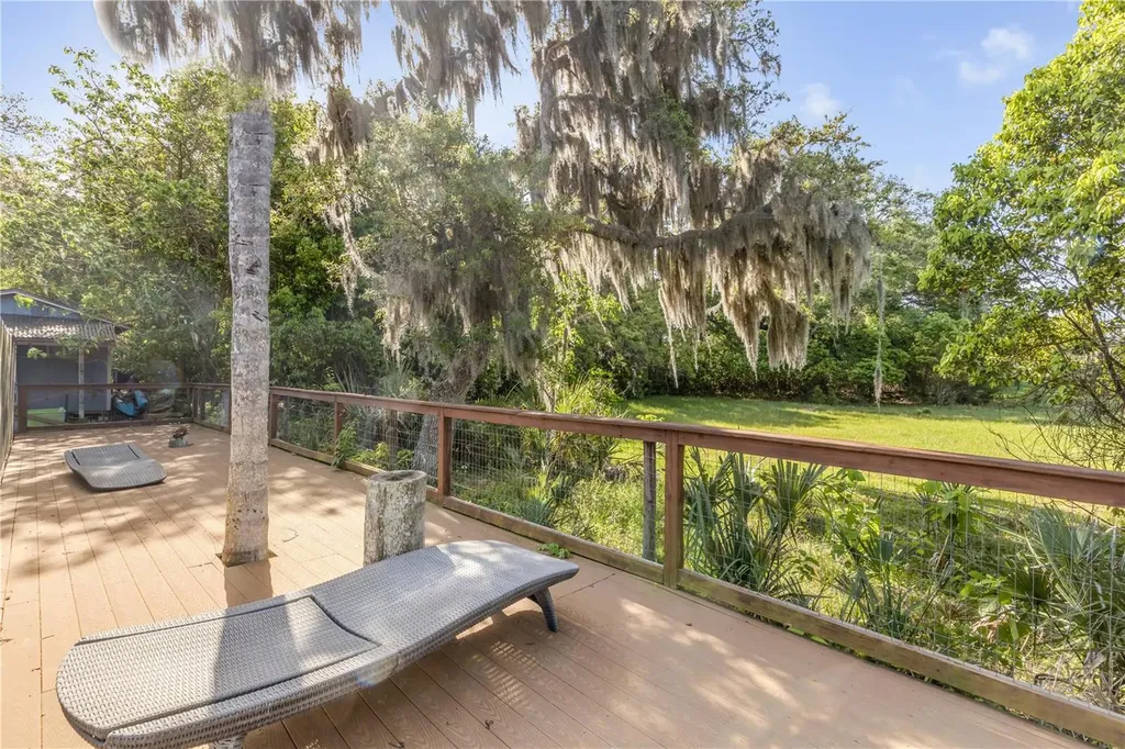 281 Galbraith Avenue Oak Hill FL 32759