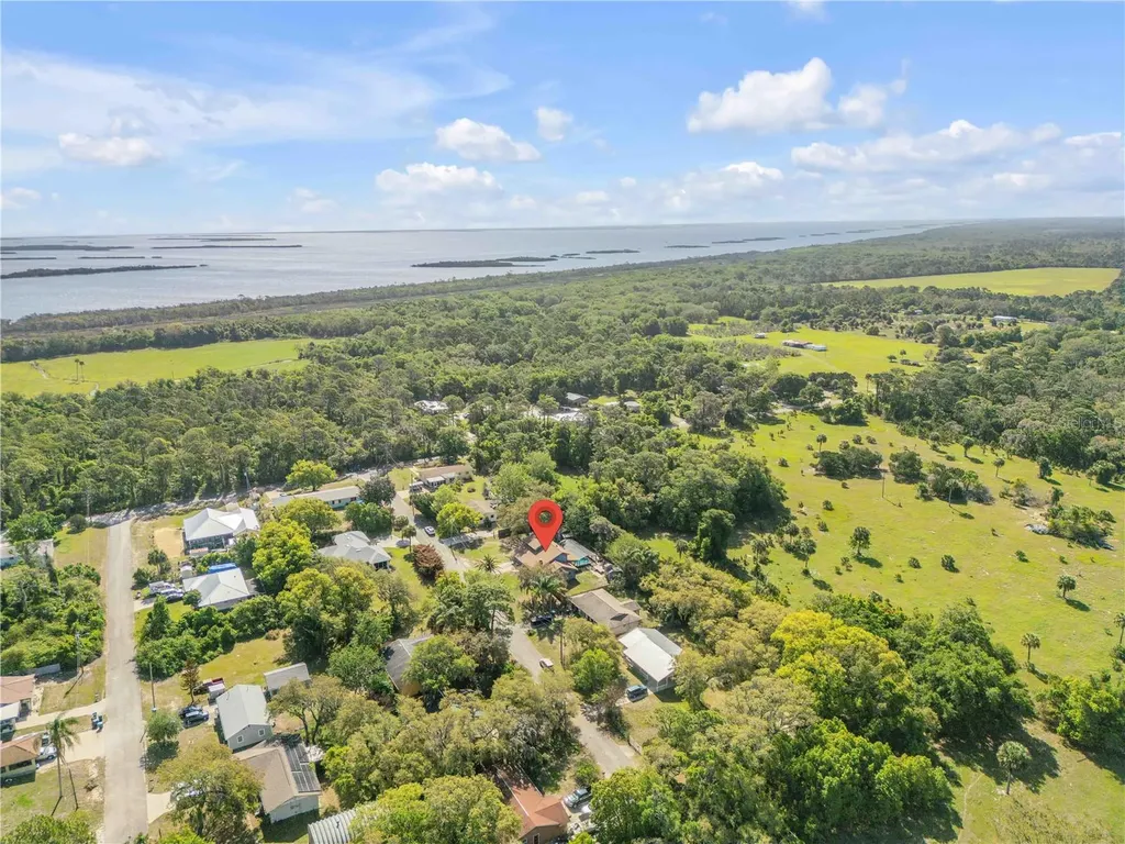 281 Galbraith Avenue Oak Hill FL 32759