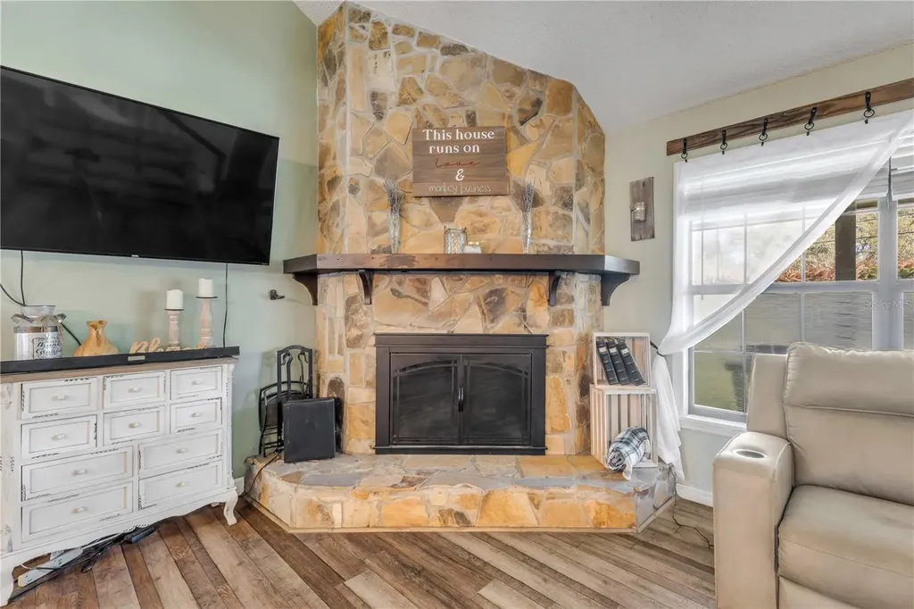 281 Galbraith Avenue Oak Hill FL 32759