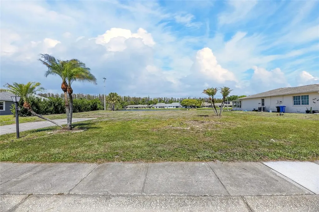 1738 W Del Webb Boulevard Sun City Center FL 33573
