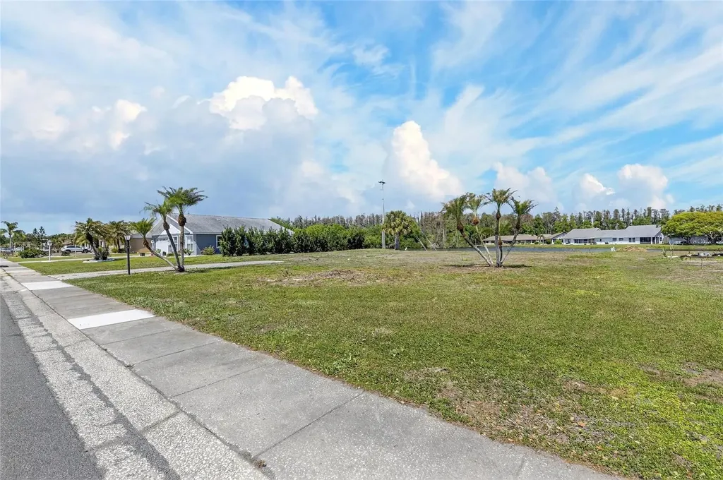 1738 W Del Webb Boulevard Sun City Center FL 33573