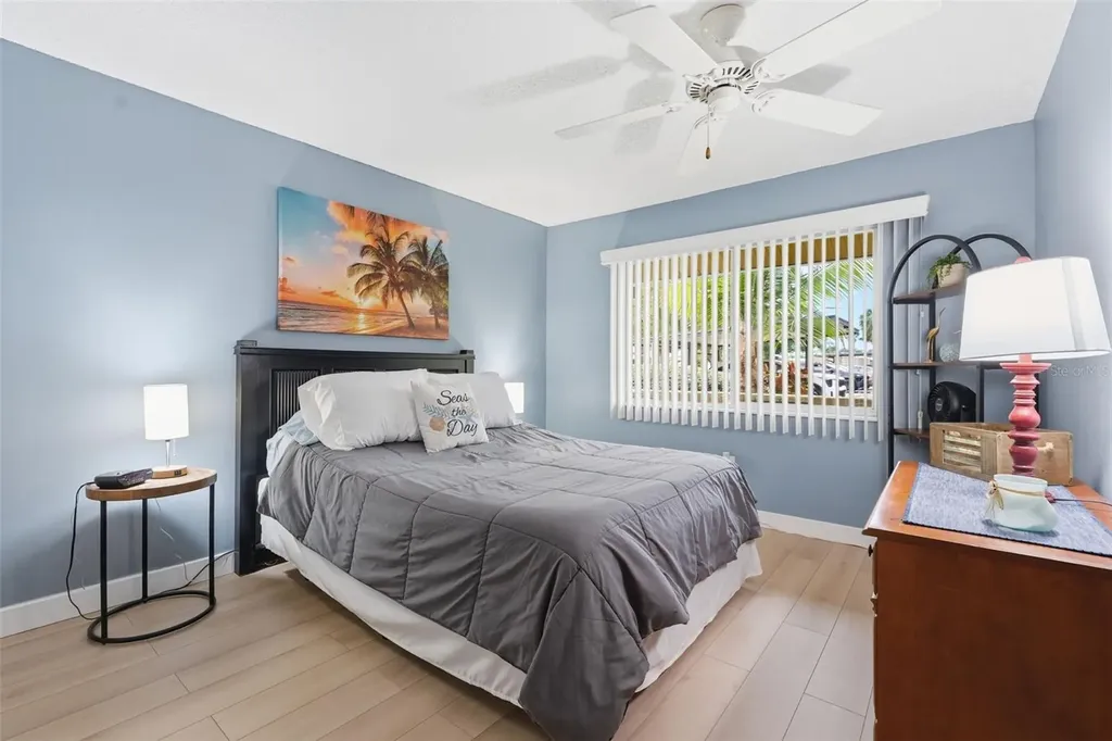 1304 13th Circle SE Largo FL 33771