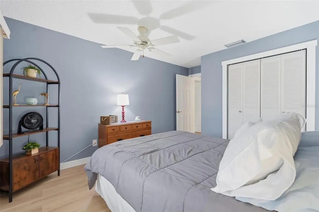 1304 13th Circle SE Largo FL 33771