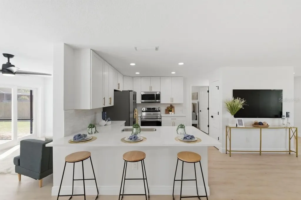1856 Mova Street Sarasota FL 34231
