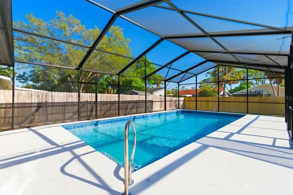 1856 Mova Street Sarasota FL 34231
