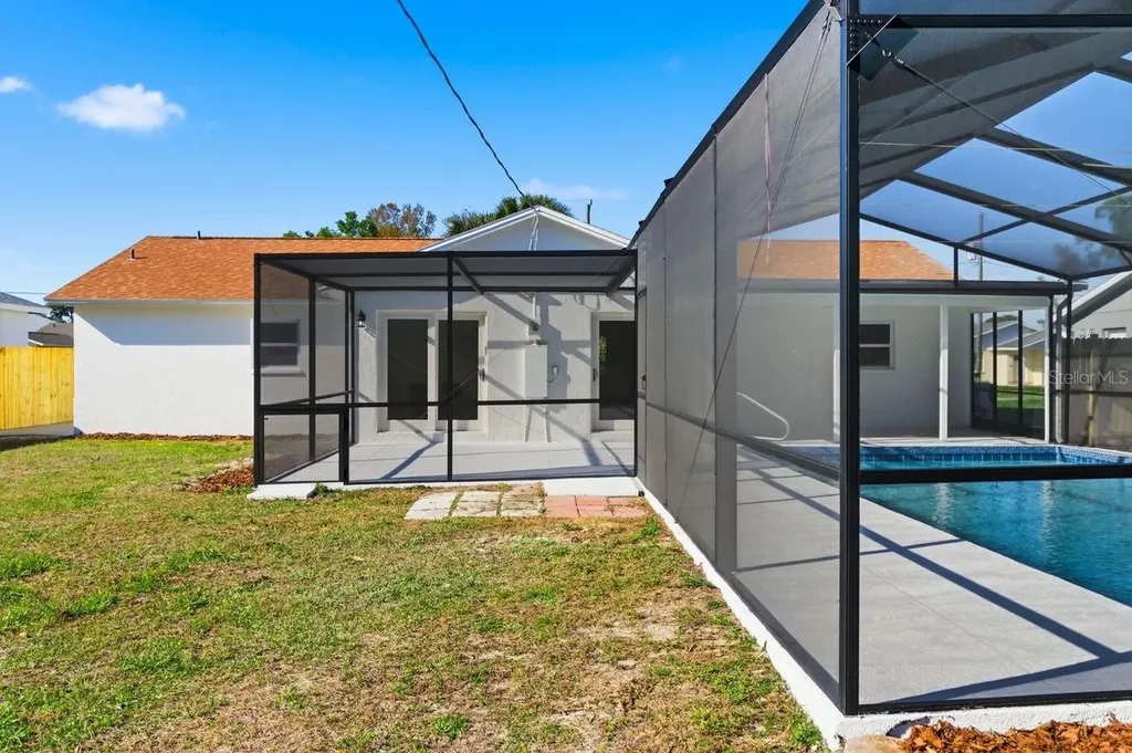 1856 Mova Street Sarasota FL 34231
