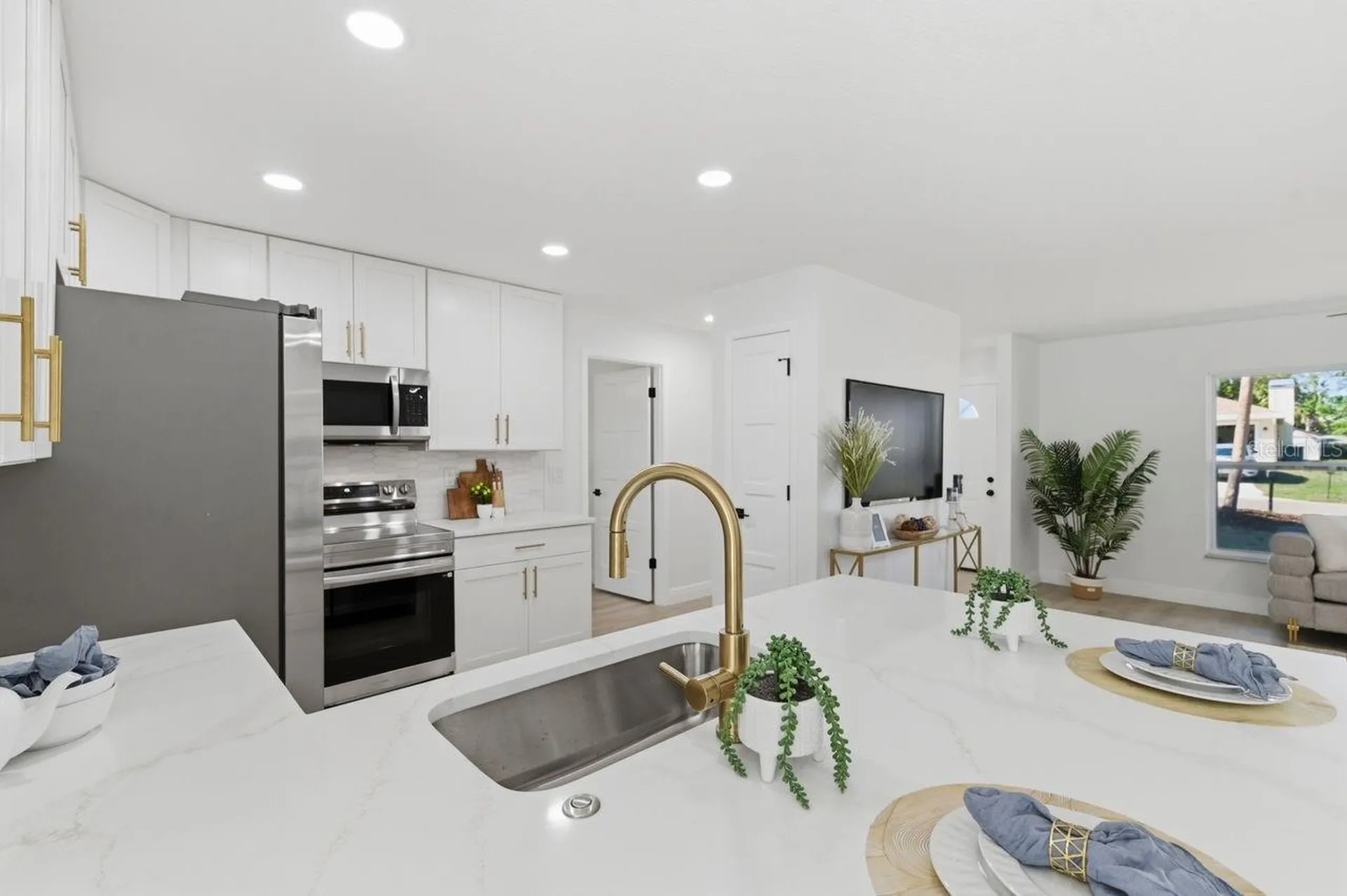 1856 Mova Street Sarasota FL 34231