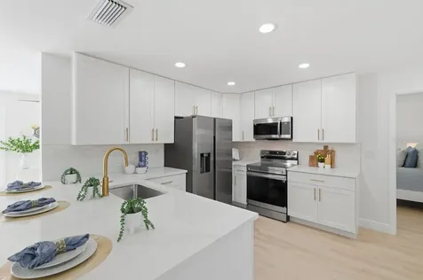 1856 Mova Street Sarasota FL 34231