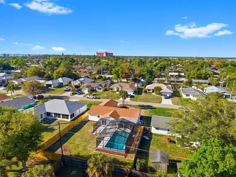 1856 Mova Street Sarasota FL 34231