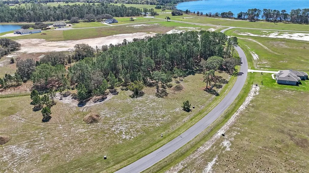 38514 Wooded Meadow Drive Umatilla FL 32784