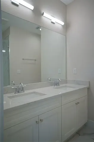 3124 W Azeele Street Tampa FL 33609