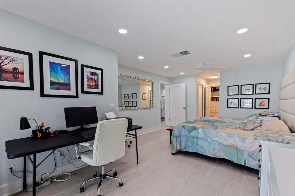 479 Boca Ciega Point Boulevard S St Petersburg FL 33708