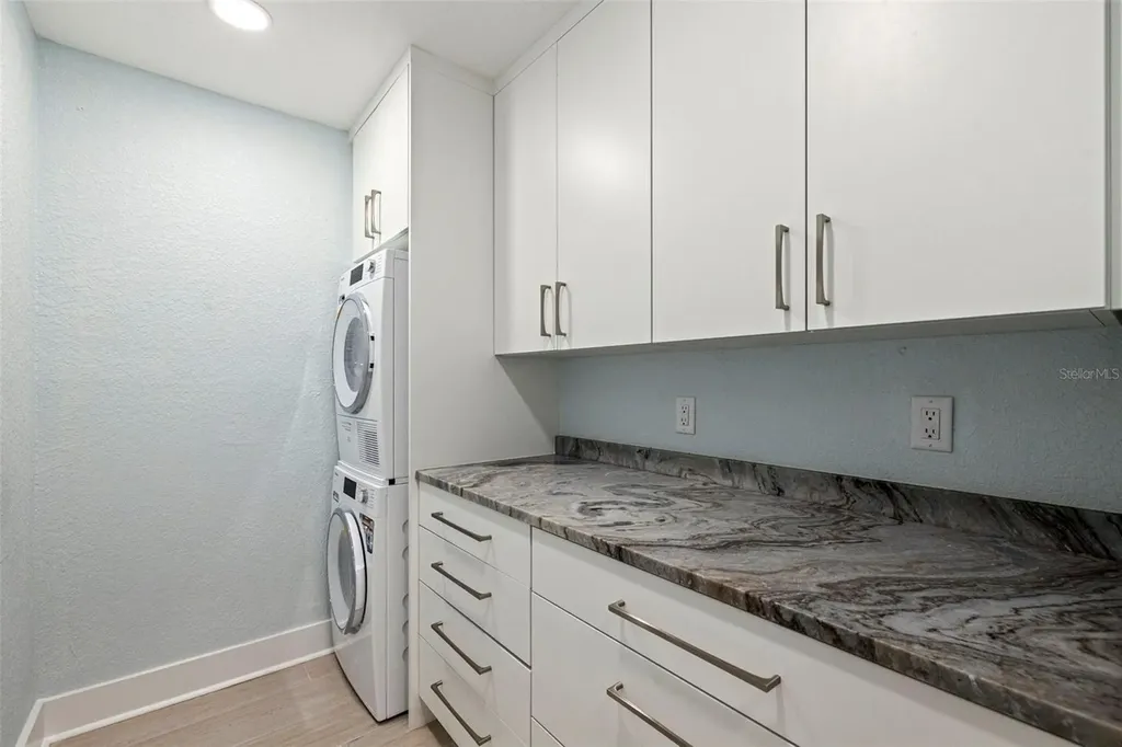 479 Boca Ciega Point Boulevard S St Petersburg FL 33708