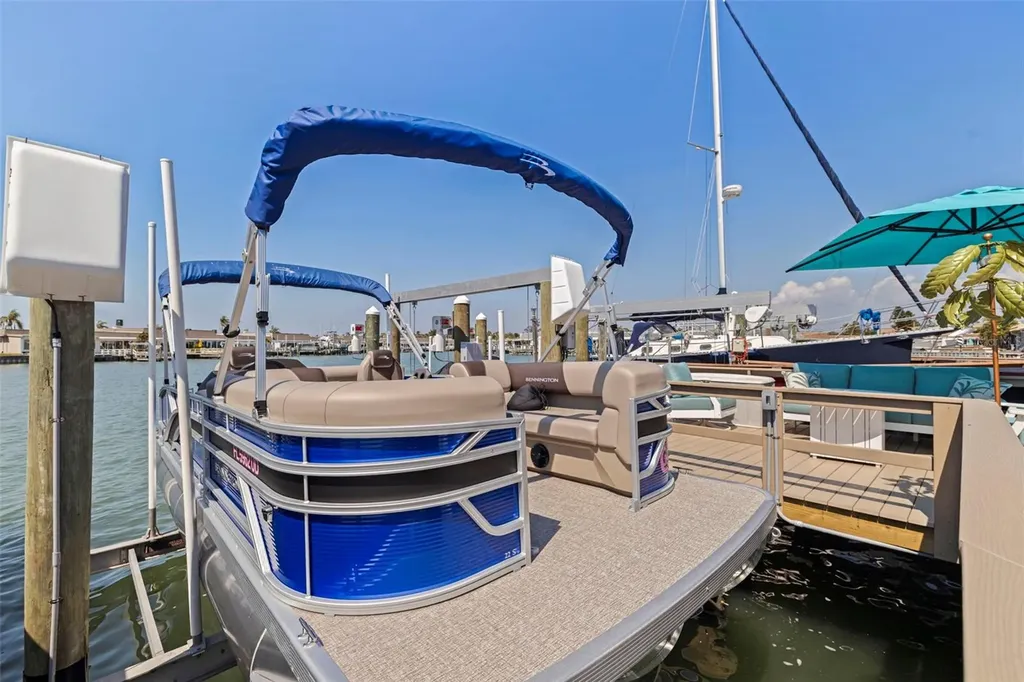 479 Boca Ciega Point Boulevard S St Petersburg FL 33708