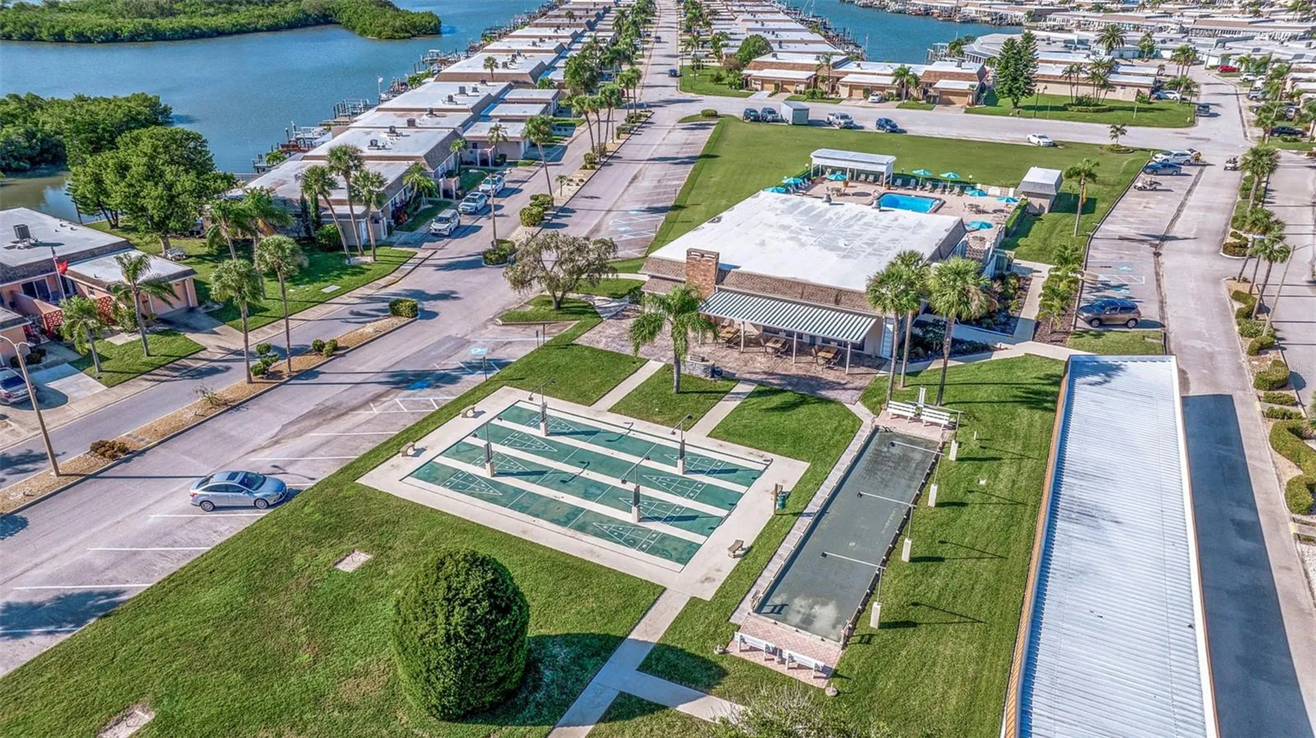 479 Boca Ciega Point Boulevard S St Petersburg FL 33708