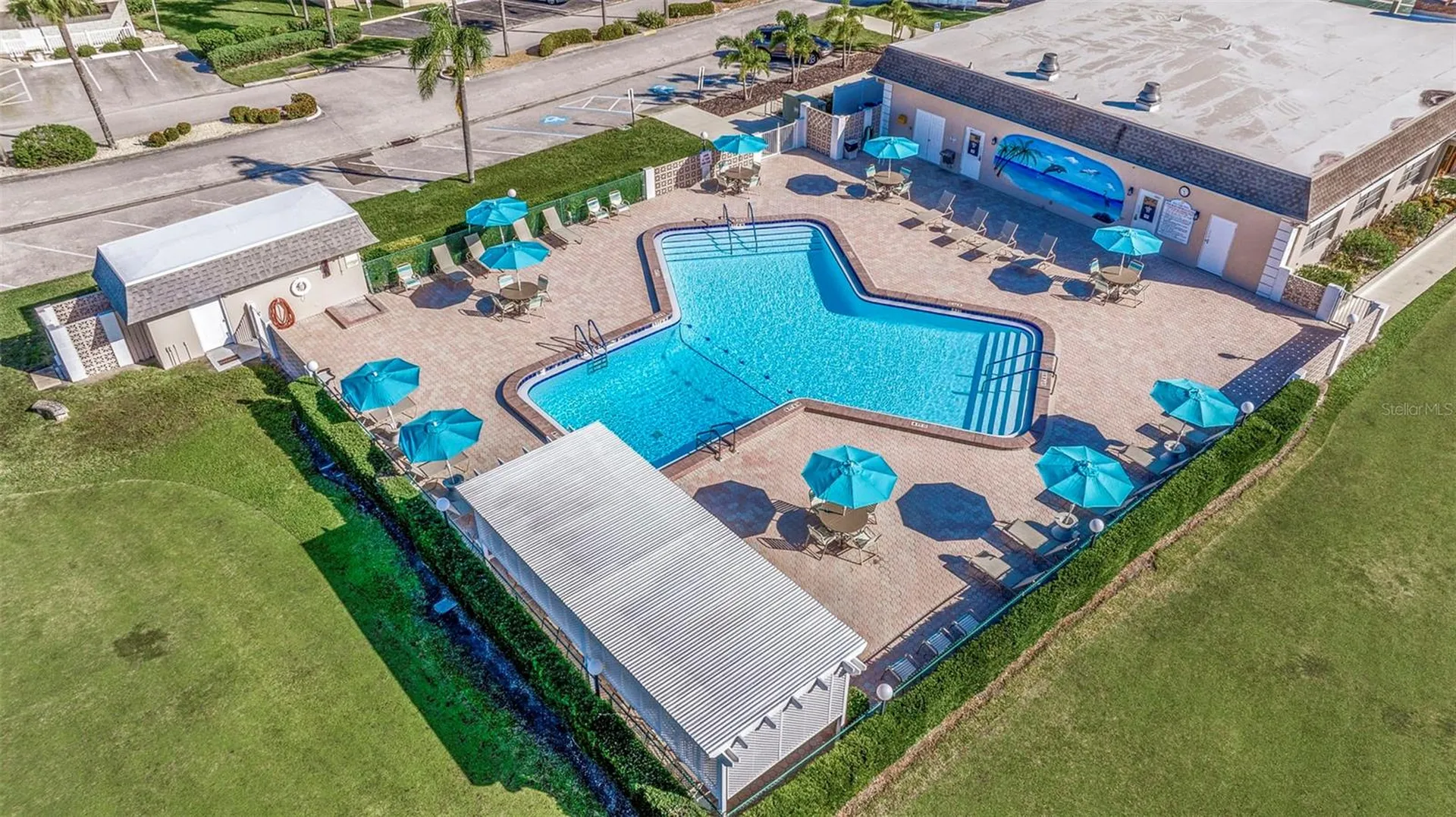 479 Boca Ciega Point Boulevard S St Petersburg FL 33708