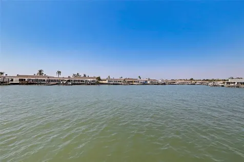 479 Boca Ciega Point Boulevard S St Petersburg FL 33708