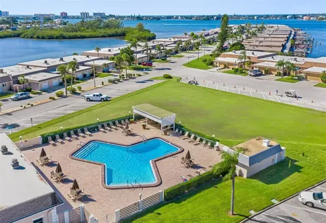 479 Boca Ciega Point Boulevard S St Petersburg FL 33708