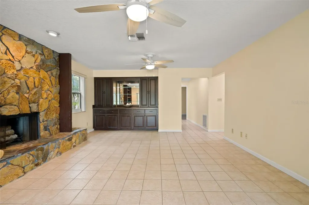 2889 Fair Green Drive Clearwater FL 33761