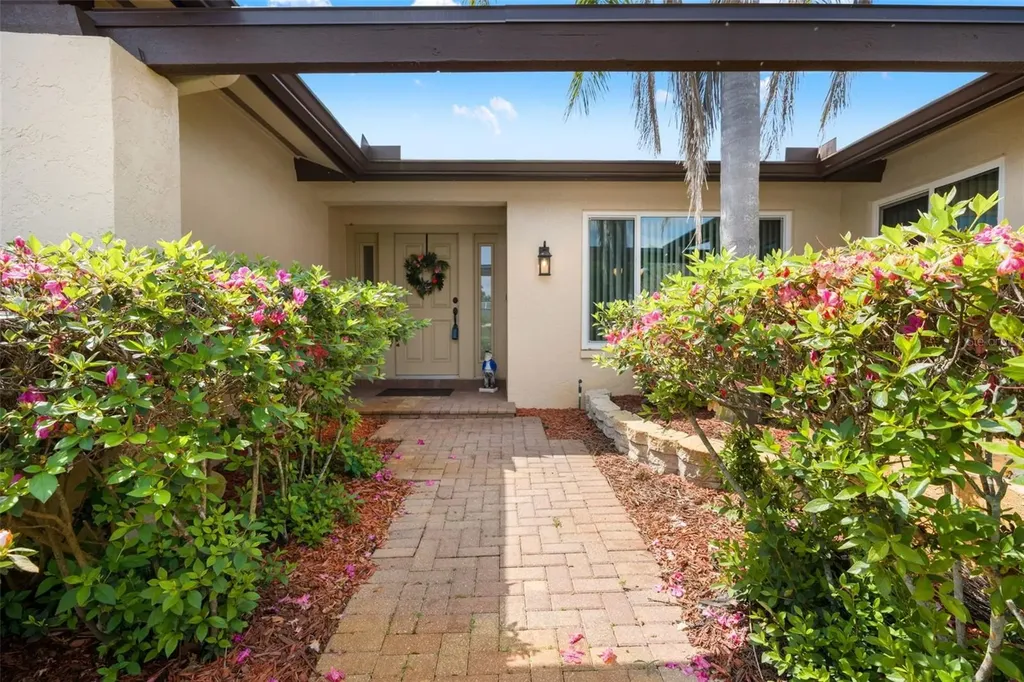 2889 Fair Green Drive Clearwater FL 33761