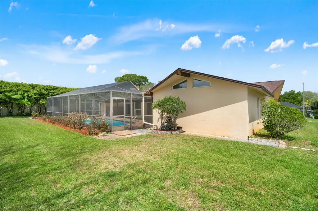2889 Fair Green Drive Clearwater FL 33761