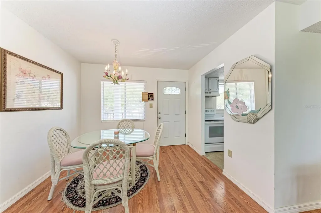2431 Flamingo Boulevard Bradenton FL 34207