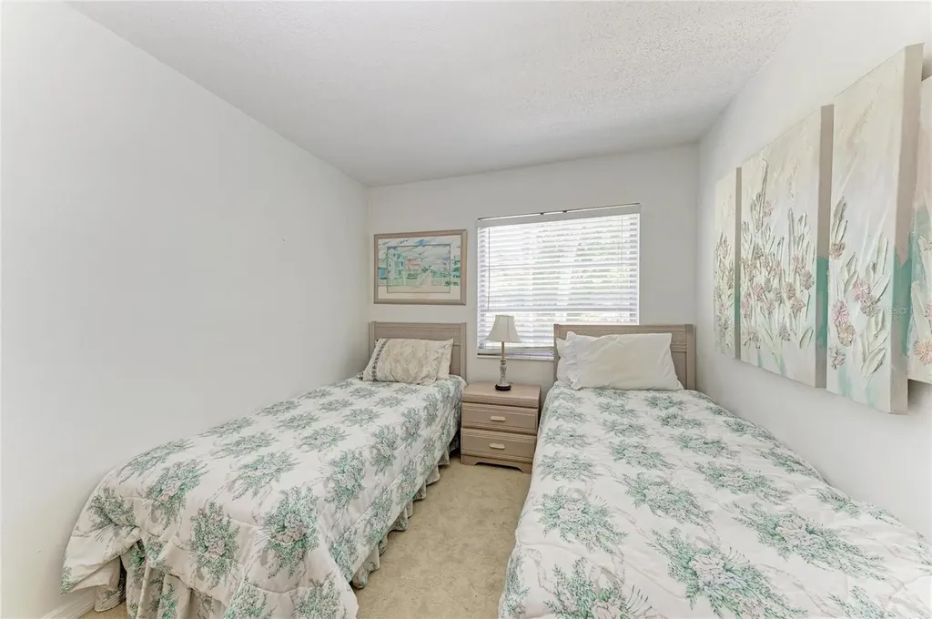 2431 Flamingo Boulevard Bradenton FL 34207