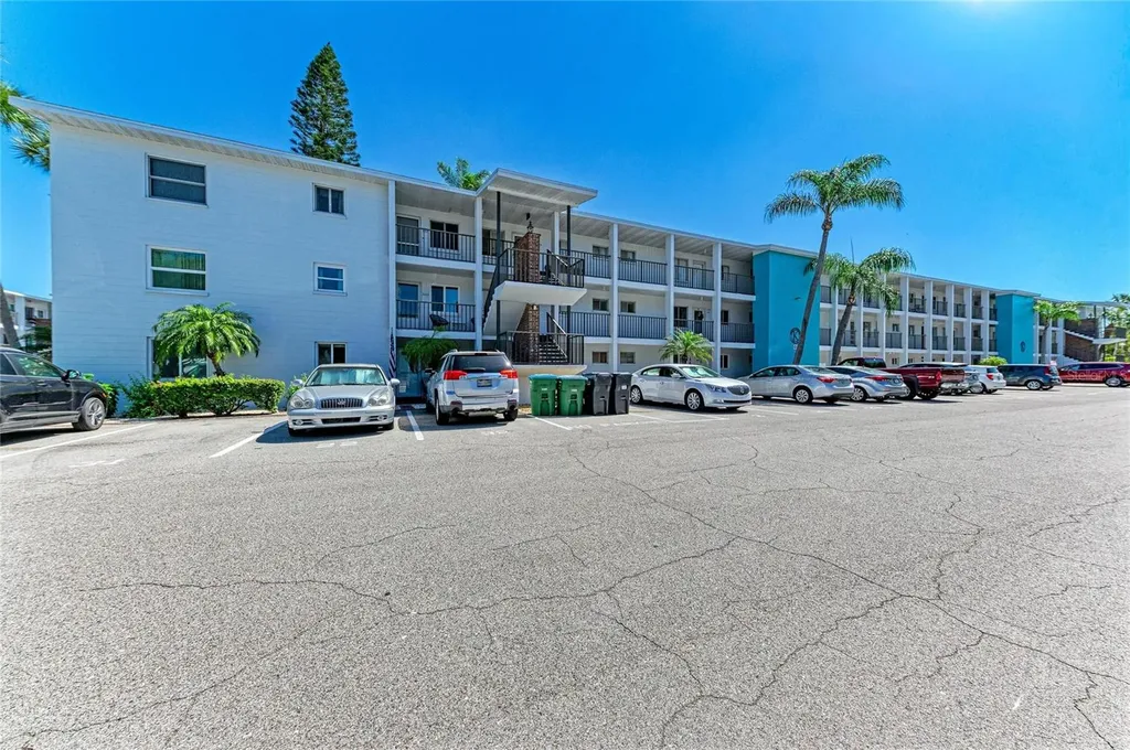 2431 Flamingo Boulevard Bradenton FL 34207