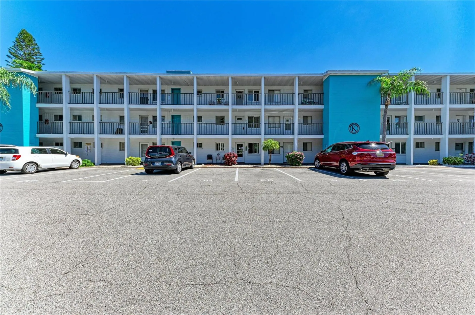 2431 Flamingo Boulevard Bradenton FL 34207