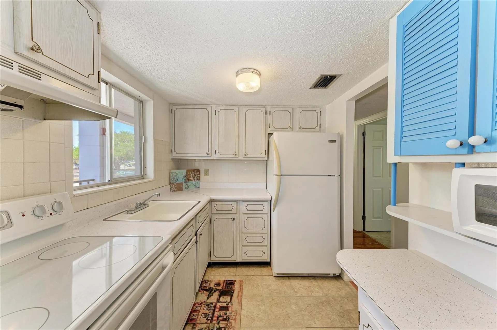 2431 Flamingo Boulevard Bradenton FL 34207
