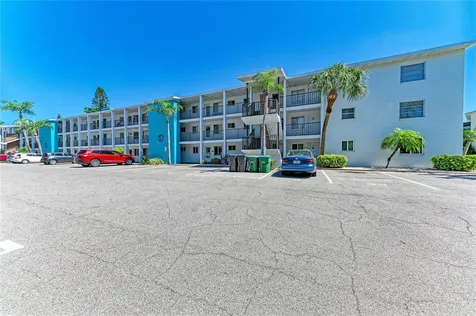 2431 Flamingo Boulevard Bradenton FL 34207