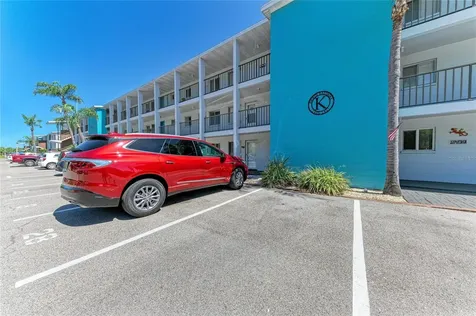 2431 Flamingo Boulevard Bradenton FL 34207