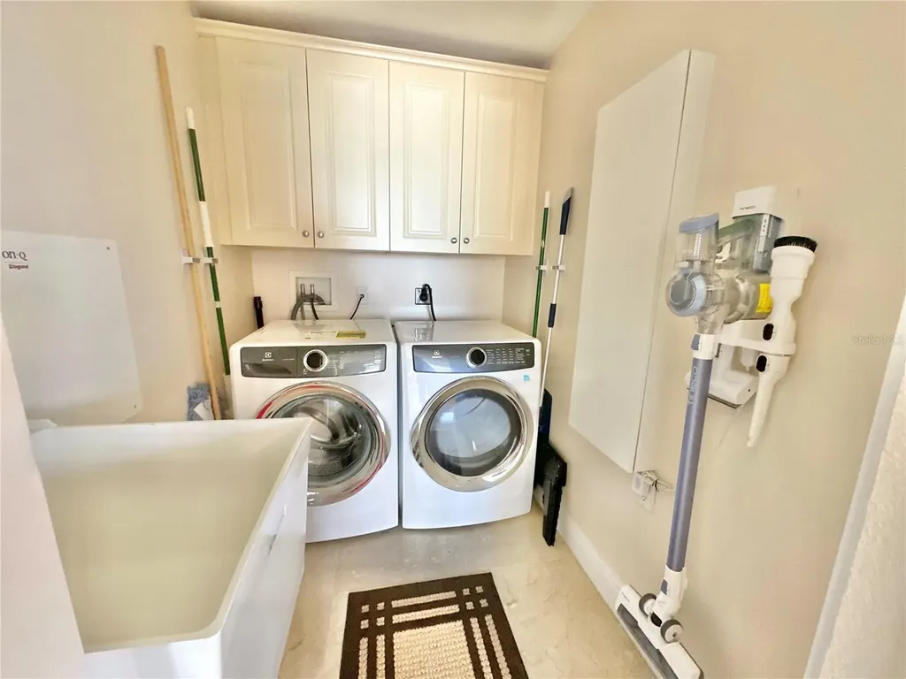 15 Somerset Street Clearwater Beach FL 33767