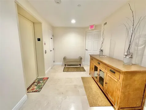 15 Somerset Street Clearwater Beach FL 33767