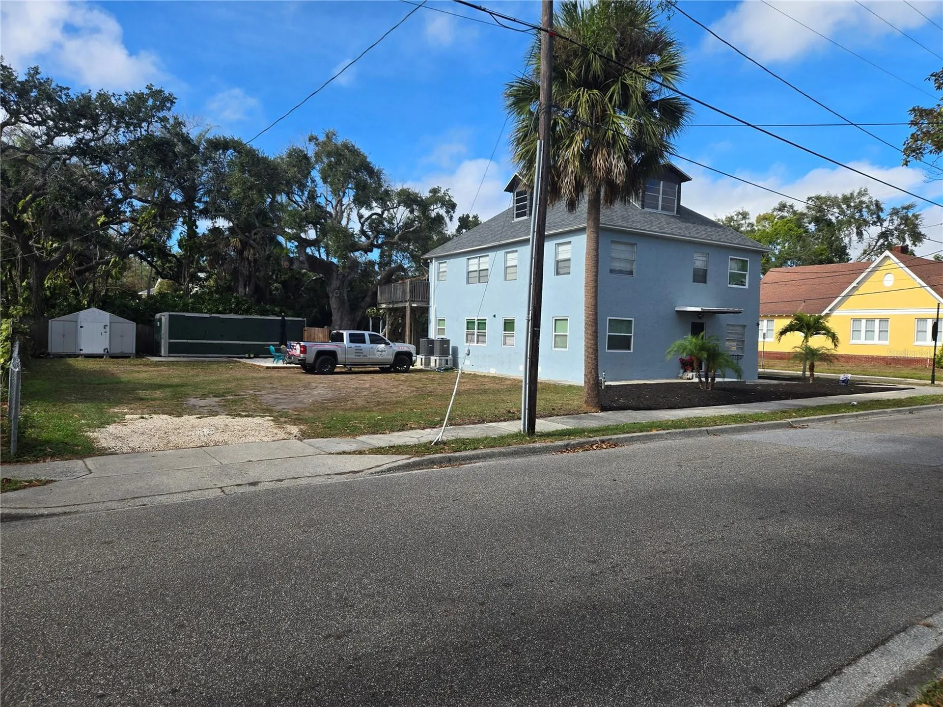 101 W Lemon Street Tarpon Springs FL 34689