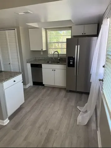 101 W Lemon Street Tarpon Springs FL 34689