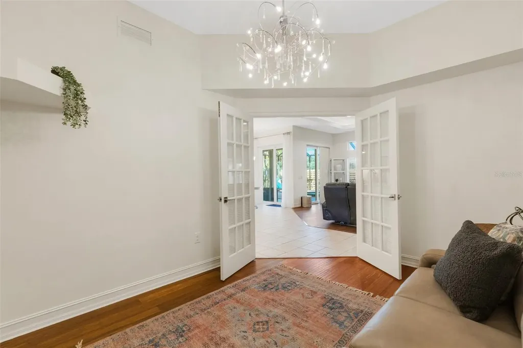 4801 Edgemont Court Sarasota FL 34233