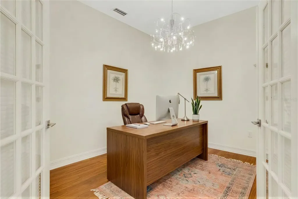 4801 Edgemont Court Sarasota FL 34233