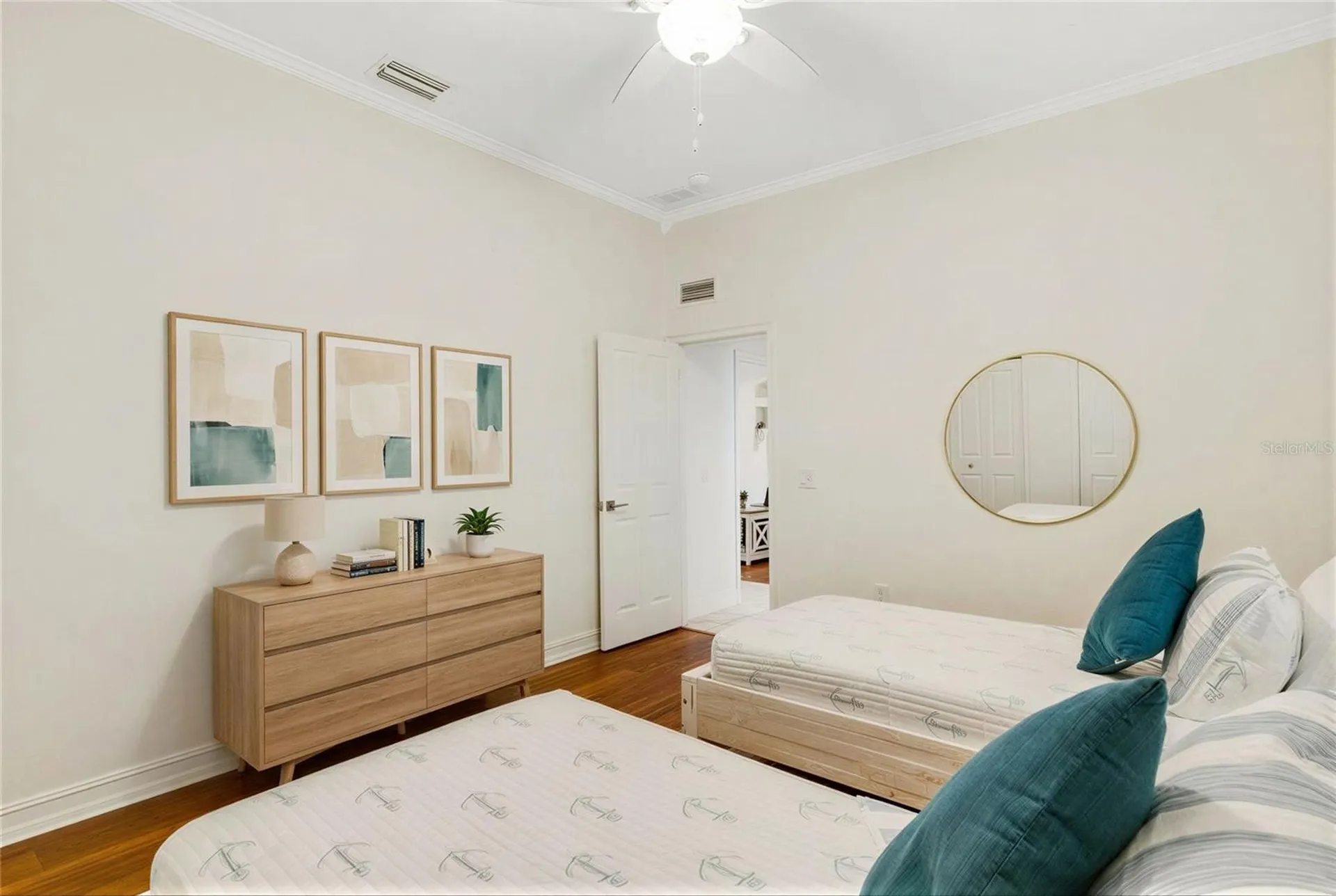 4801 Edgemont Court Sarasota FL 34233