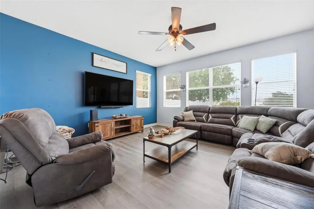 1765 Strathmore Circle Mount Dora FL 32757