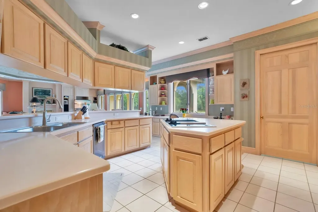 3300 Bridgefield Drive Lakeland FL 33803