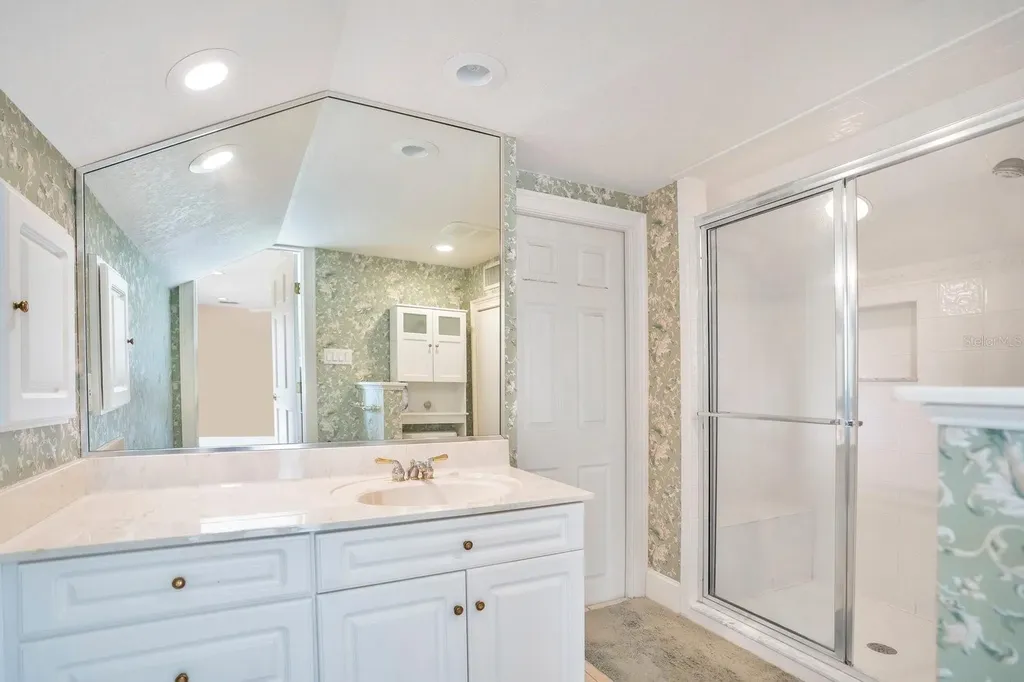 3300 Bridgefield Drive Lakeland FL 33803