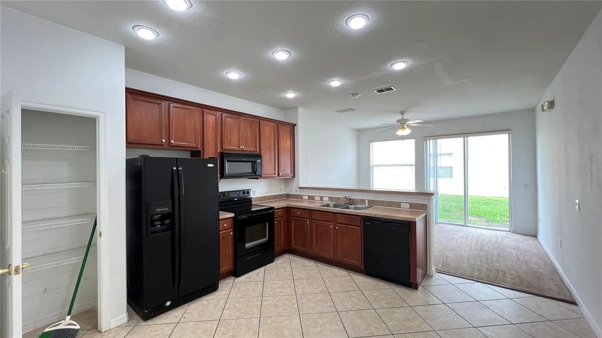 5215 Paradise Cay Circle Kissimmee FL 34746