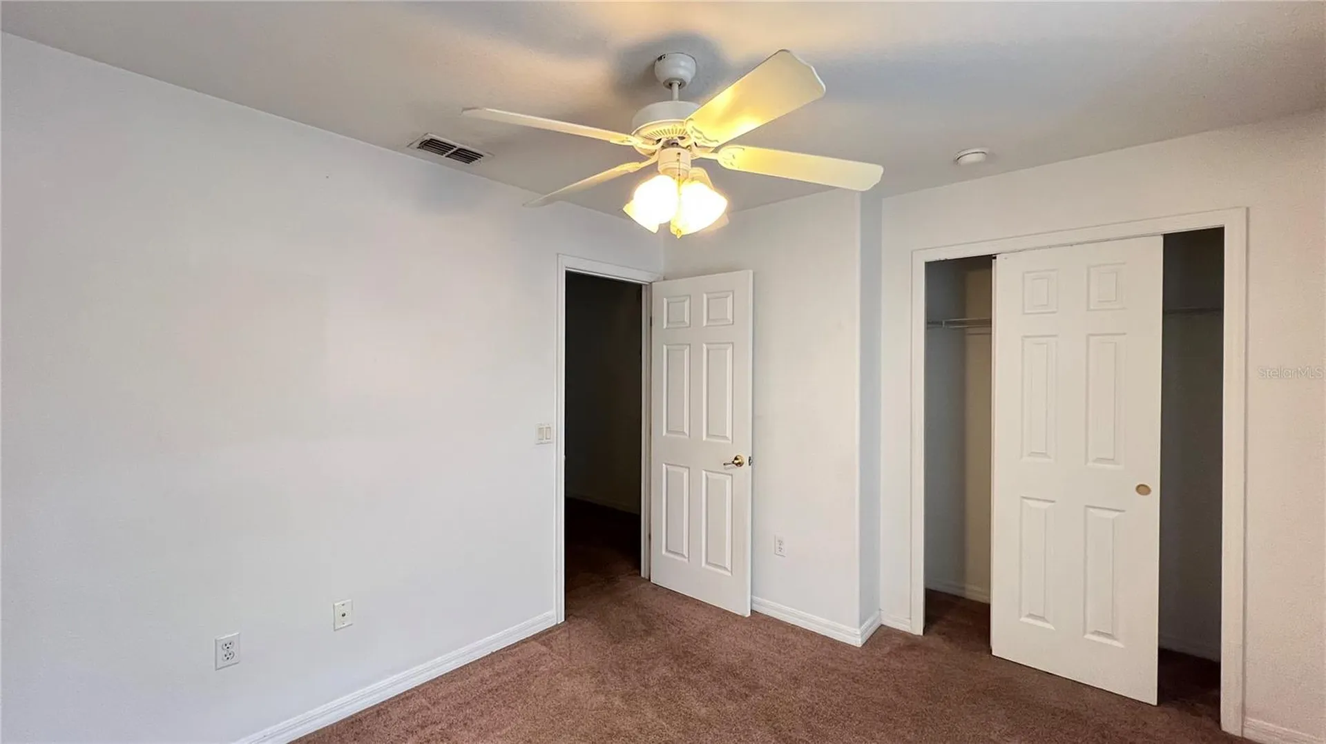 5215 Paradise Cay Circle Kissimmee FL 34746