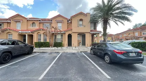 5215 Paradise Cay Circle Kissimmee FL 34746