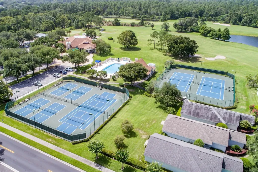 2040 Park Forest Boulevard Mount Dora FL 32757