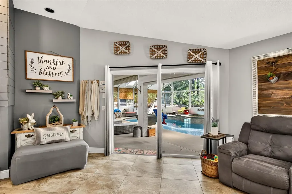 2040 Park Forest Boulevard Mount Dora FL 32757