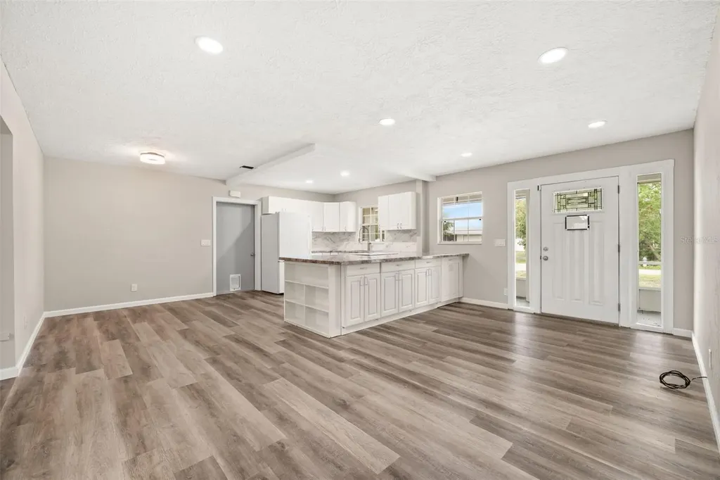 5929 Murdock Avenue Sarasota FL 34231