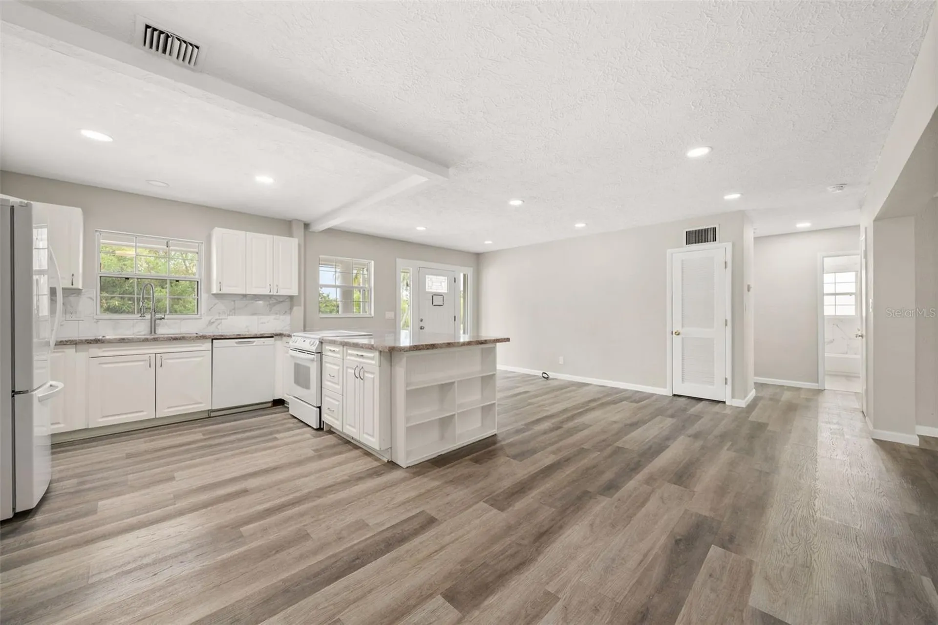 5929 Murdock Avenue Sarasota FL 34231