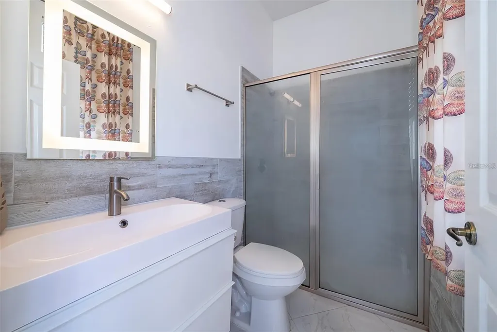 5130 Chelwyn Court Orlando FL 32837